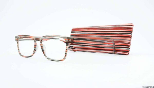 Lina Red