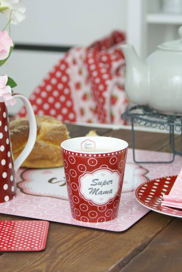 SUPER MAMA Mug Krasilnikoff